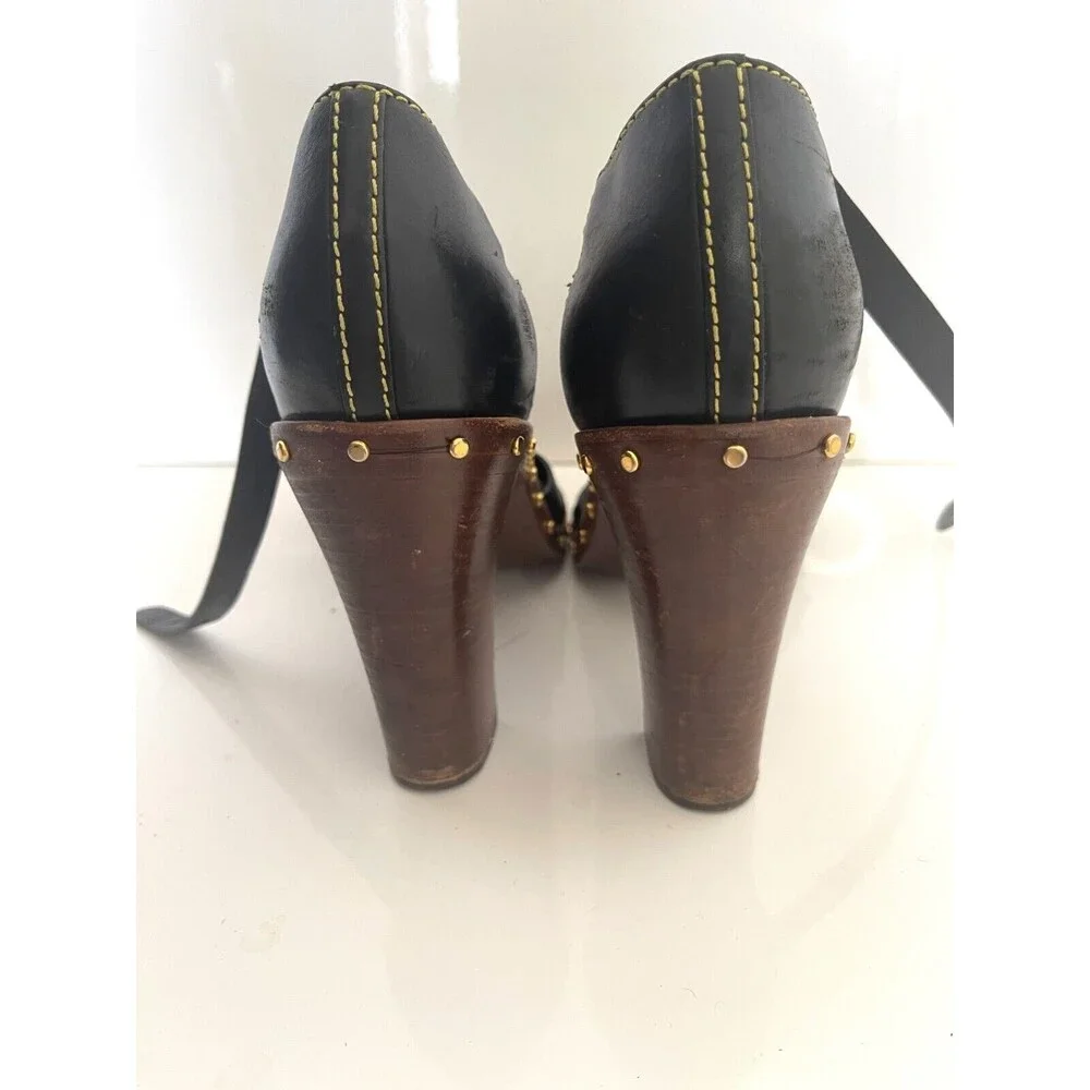 Fashion!!! Louis Vuitton Black Leather Nail Stud Ankle Strap heels - Picture 6 of 10